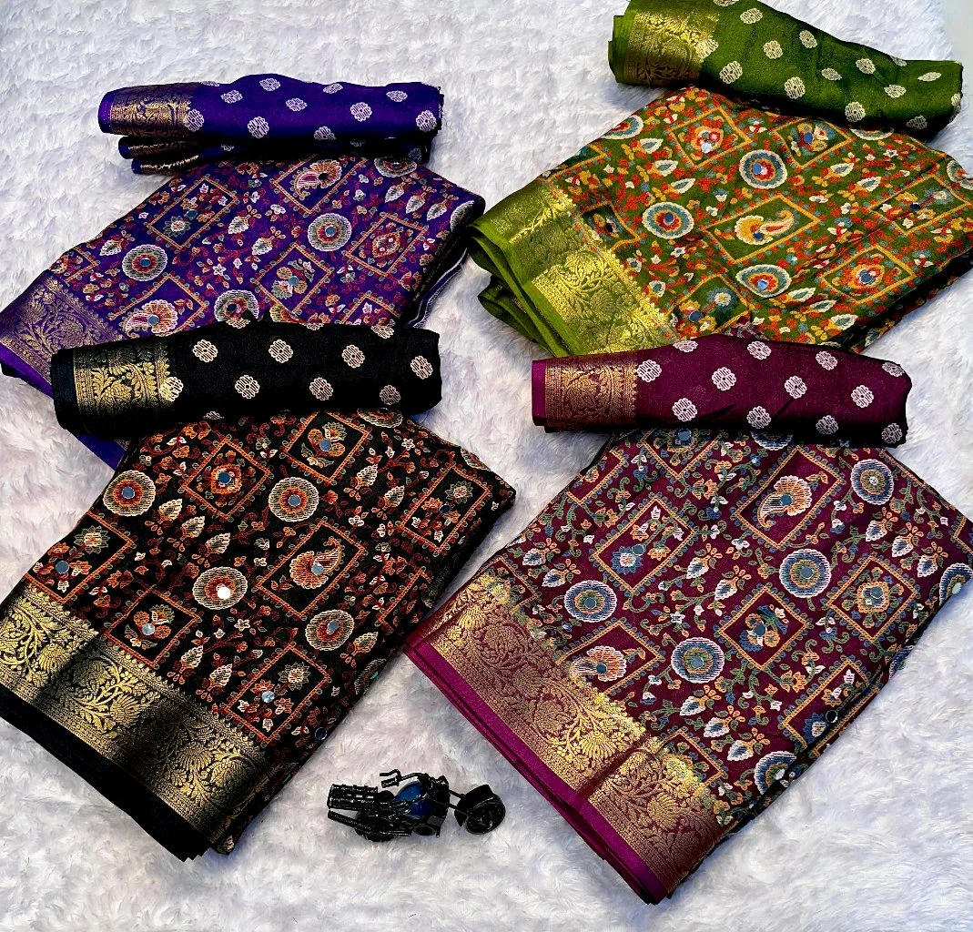 Marsh Mellow Sarees thumbnail 2
