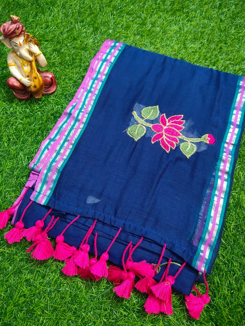 Mul Cotton With Lotus Design 4