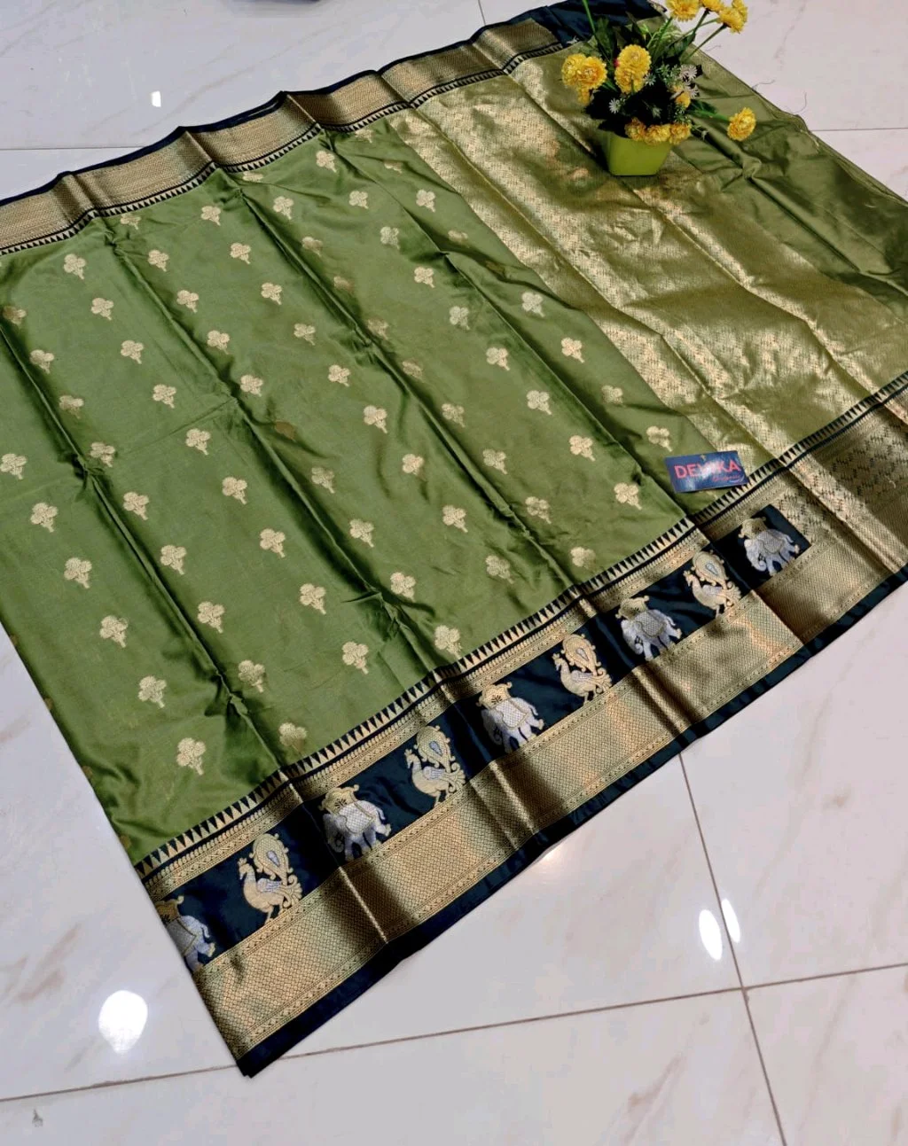 New Kanjivaram Soft Pattu Silk Blend Saree with Gold Zari Elephant Peacock Border 3
