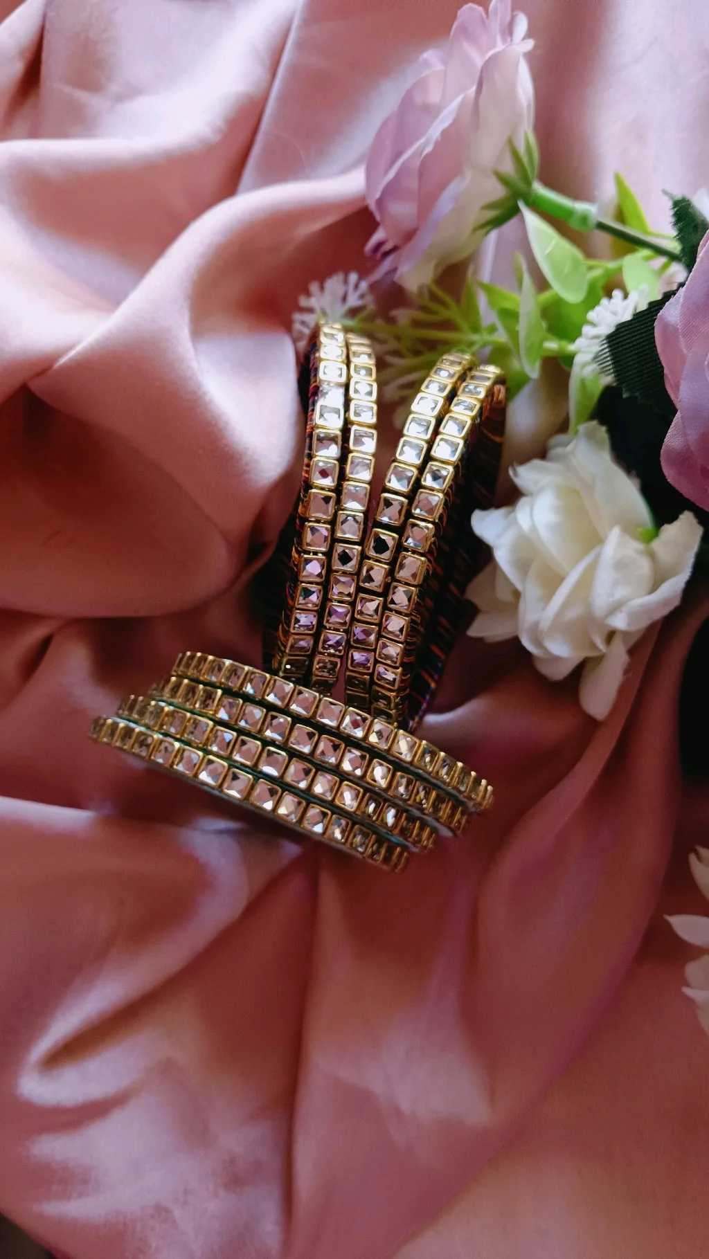 Kundan Stone Thread Wrapped Bangles thumbnail 3