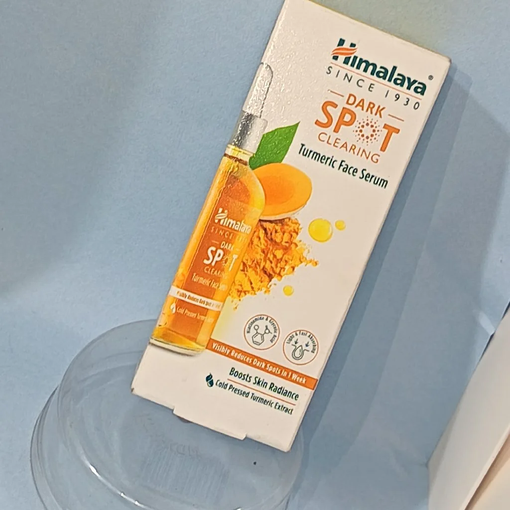 Himalaya Dark Spot Clearing Turmeric Face Serum thumbnail 1