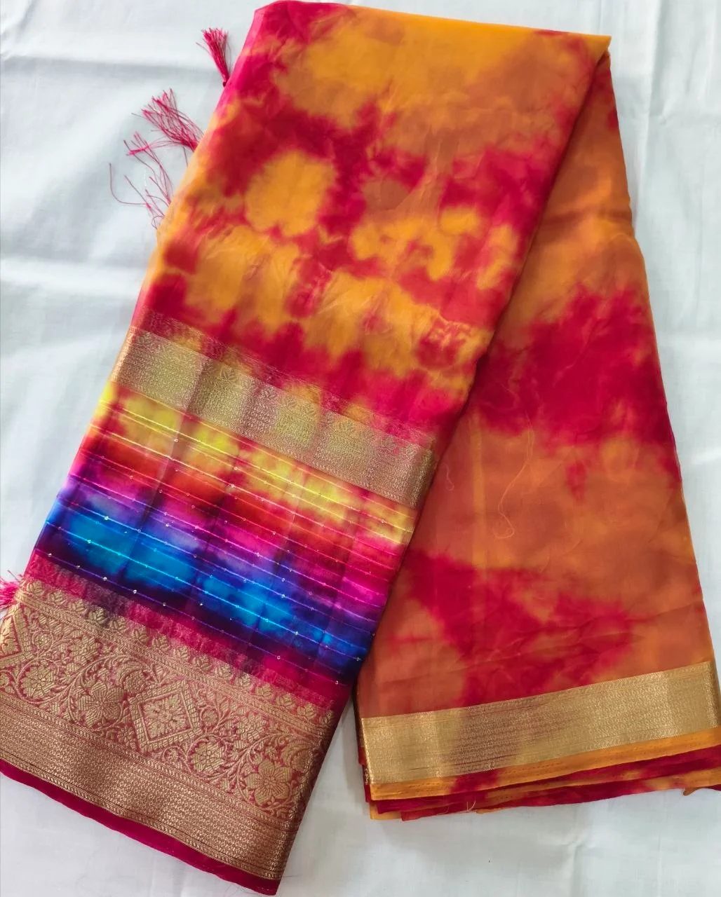 Vibrant Tie Dye Fancy Saree with Gold Zari Woven Border thumbnail 2