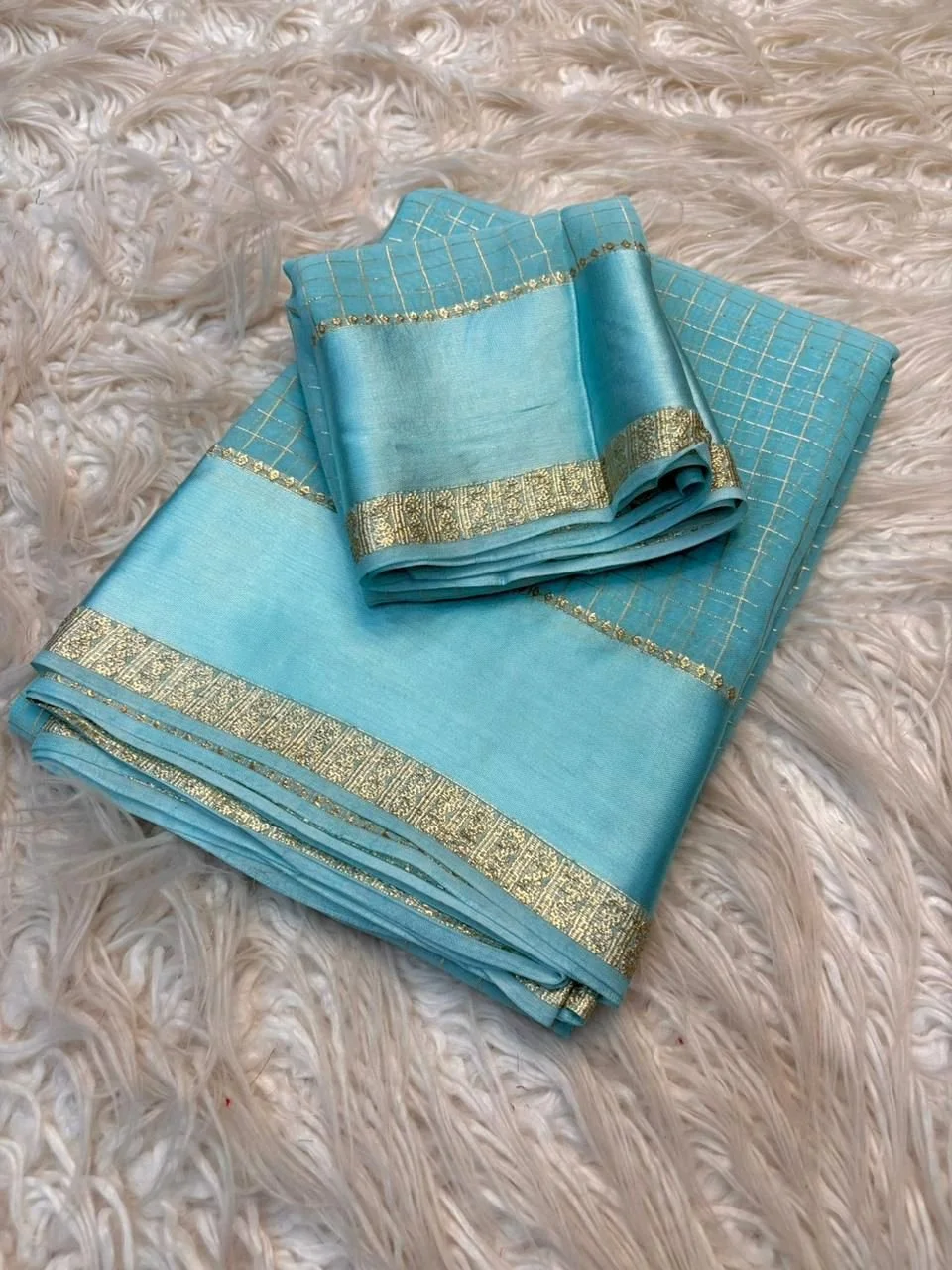 Viscose Georgette Saree with Gold Zari Checks 3