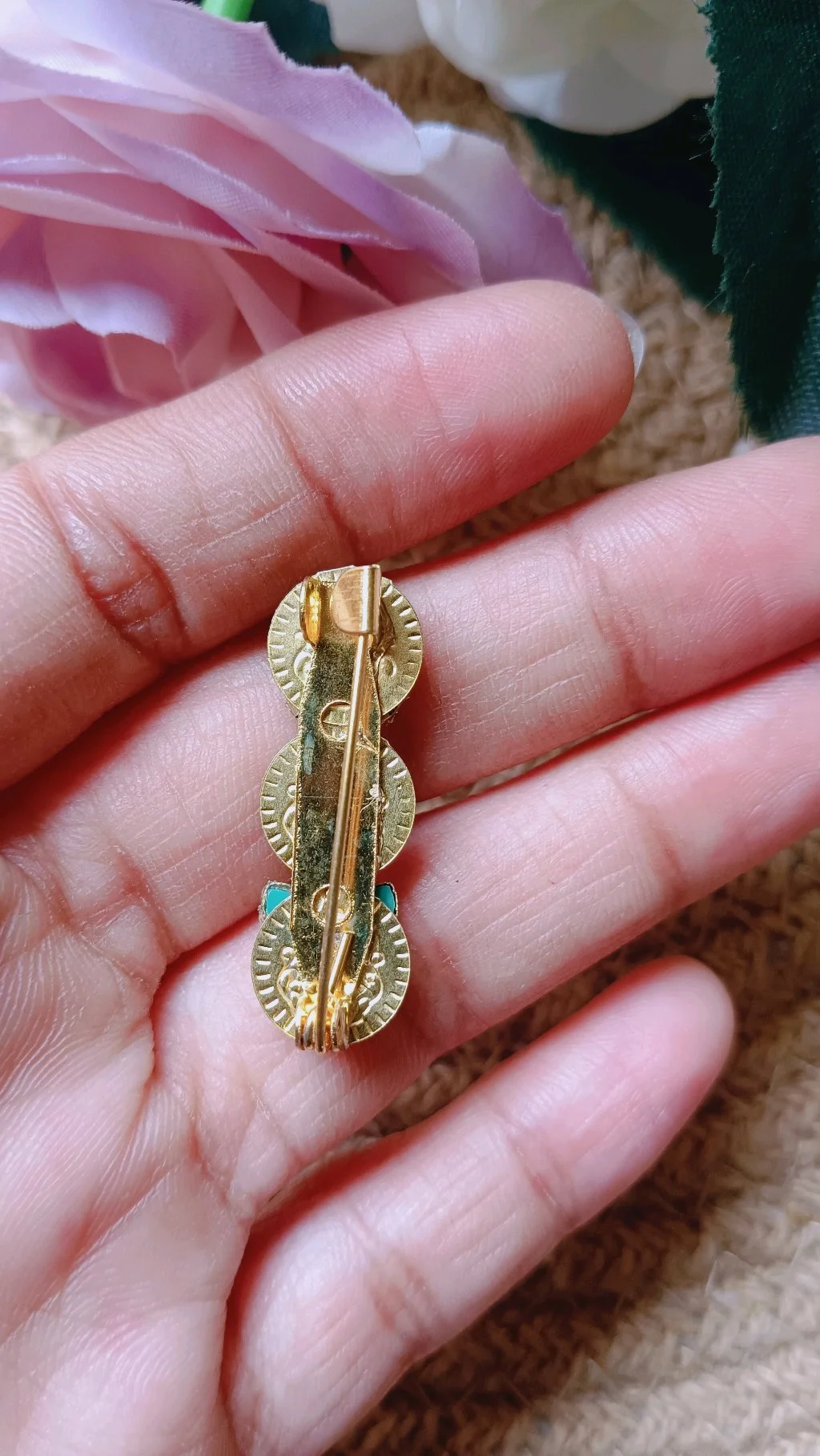 Gold Tone Turquoise Stone Saree Brooch Pin thumbnail 2