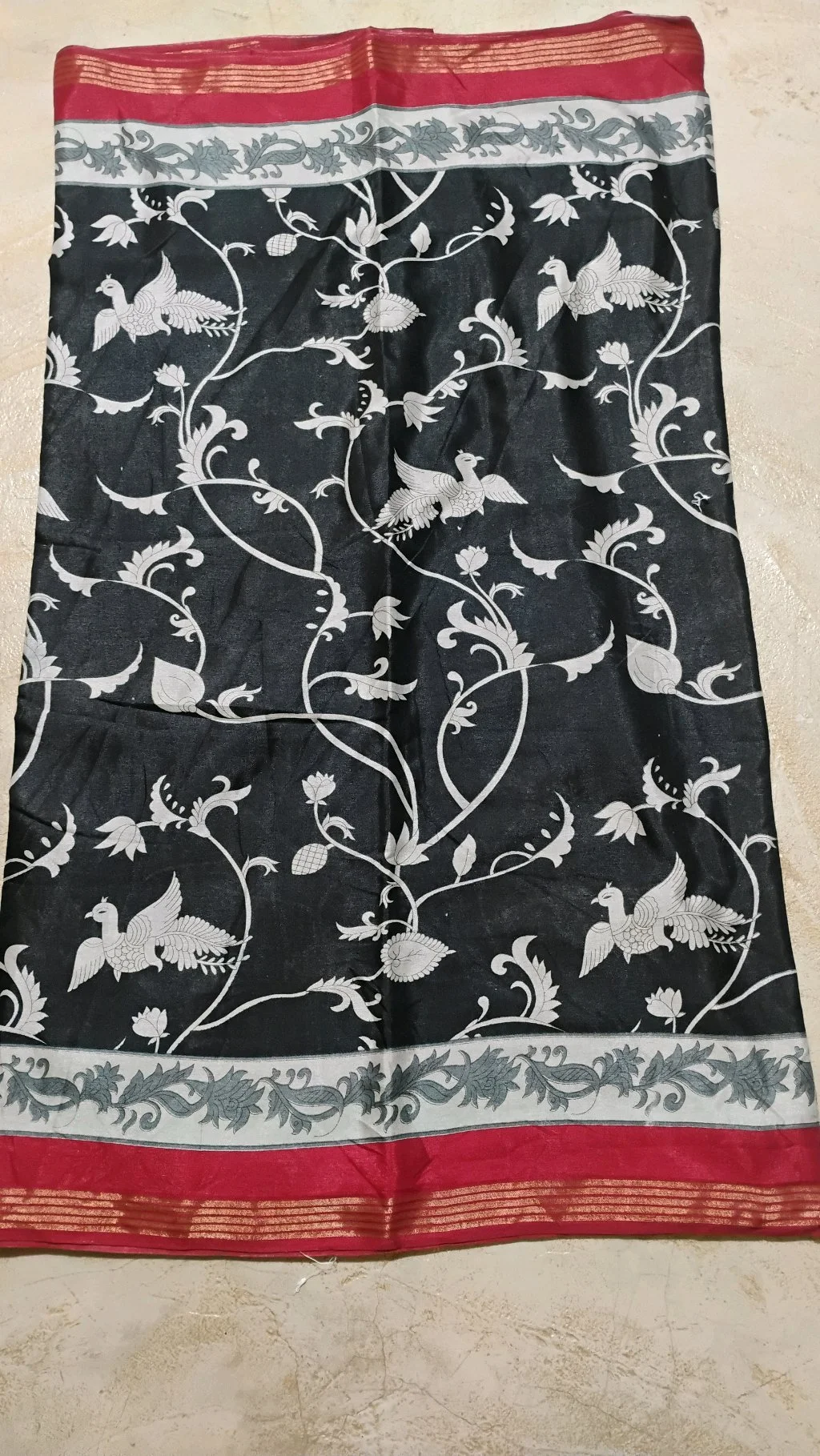 Maheshwari Silk Saree,Black Floral Print Silk Saree with Red Border thumbnail 2