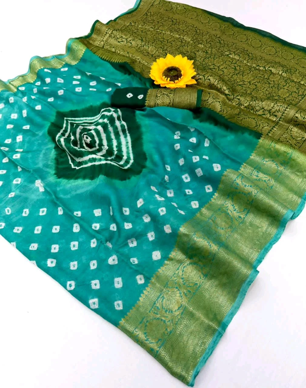 Kanjivaram  Bandhani Saree with Gold Zari Border 6