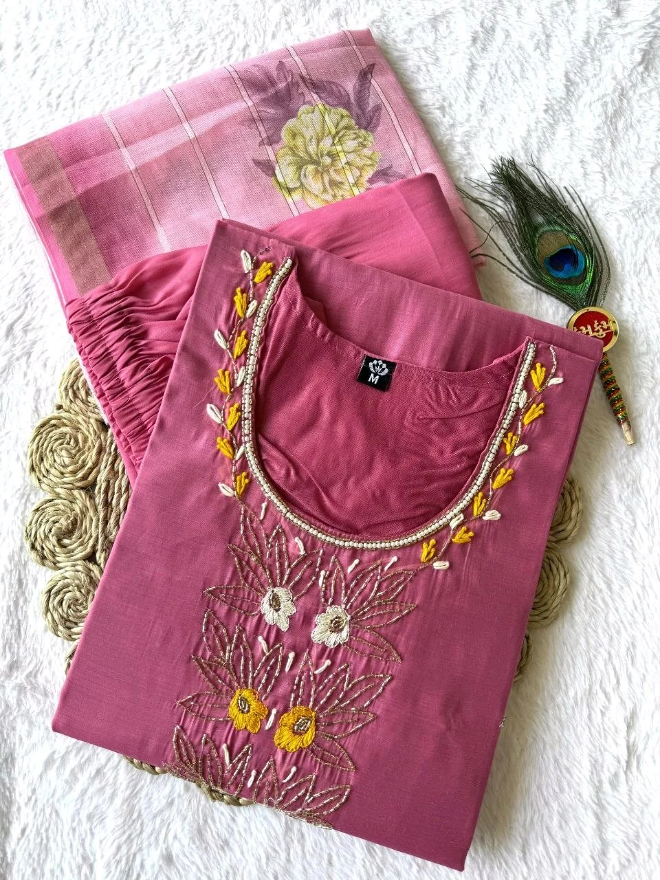 Embroidered Kurti Set with Floral Dupatta thumbnail 8