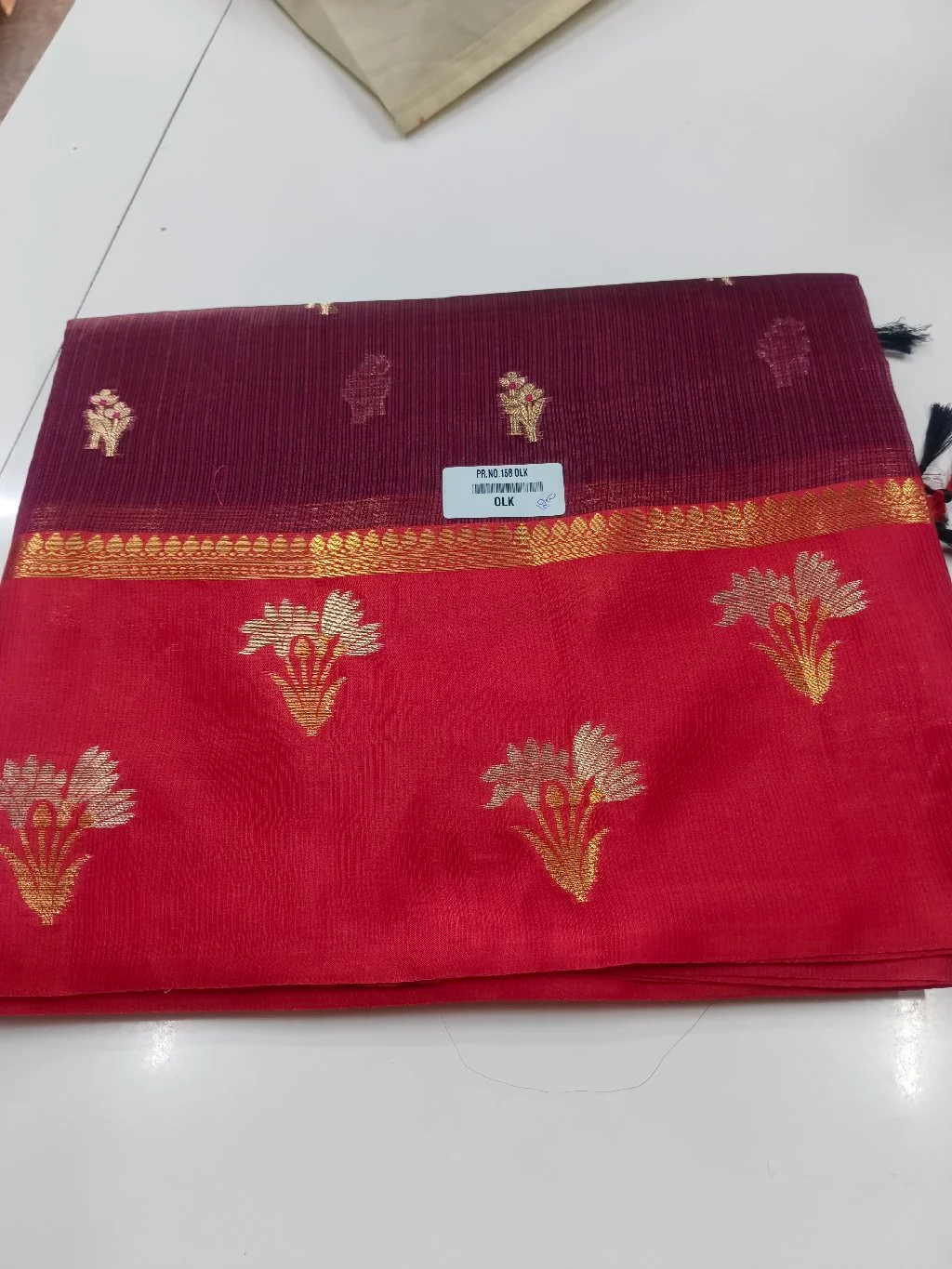 Navy Blue and Red Silk Saree with Gold Zari Motifs thumbnail 4