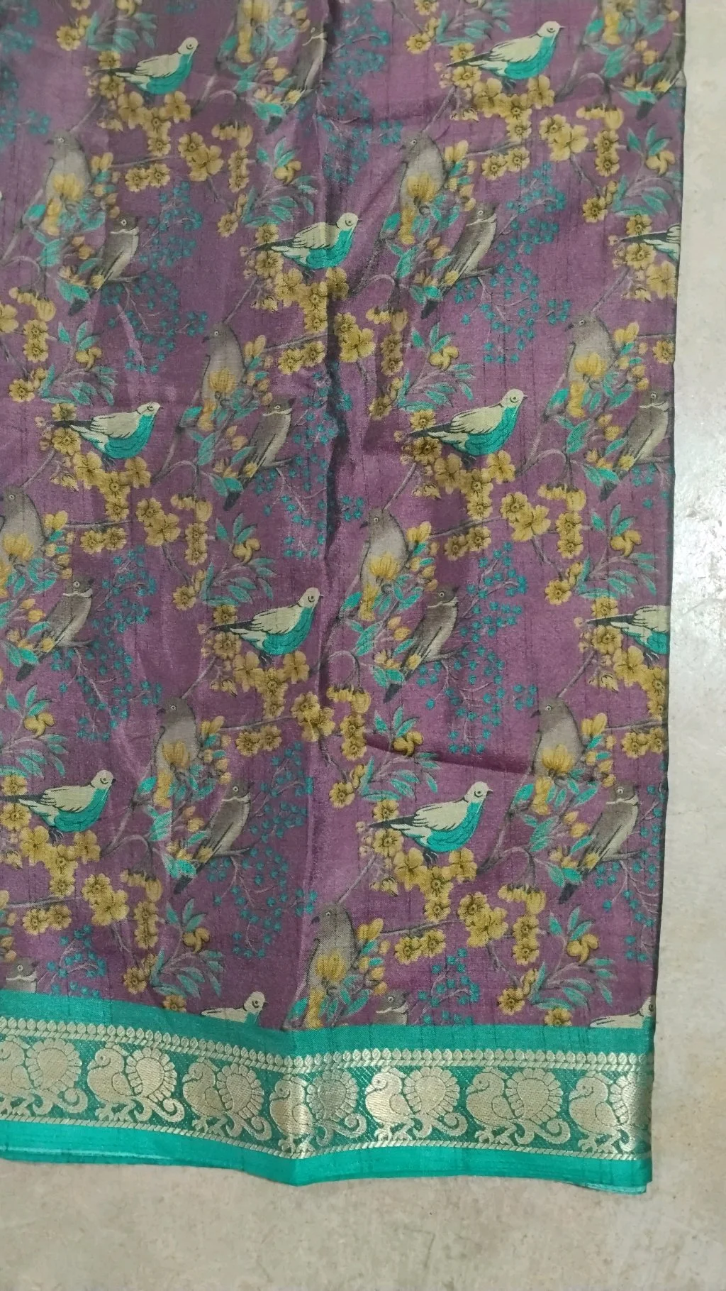 Maheshwari Silk Sarees,Purple Floral Bird Print Silk Blend Saree with Teal Zari Border thumbnail 3