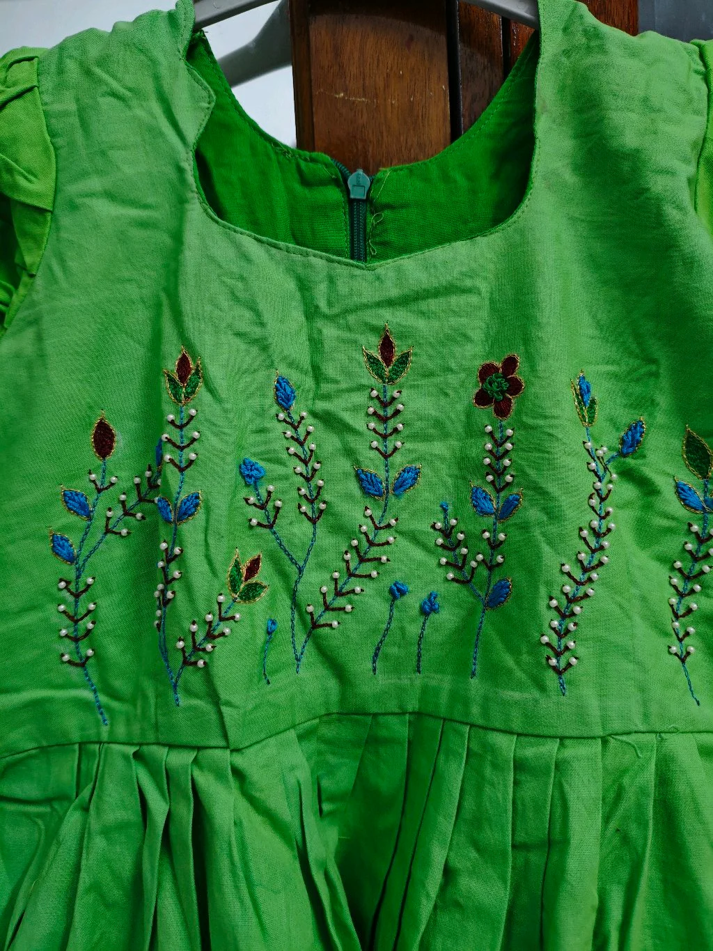 Dual Green Shade Maggam work For Kids Frock thumbnail 2