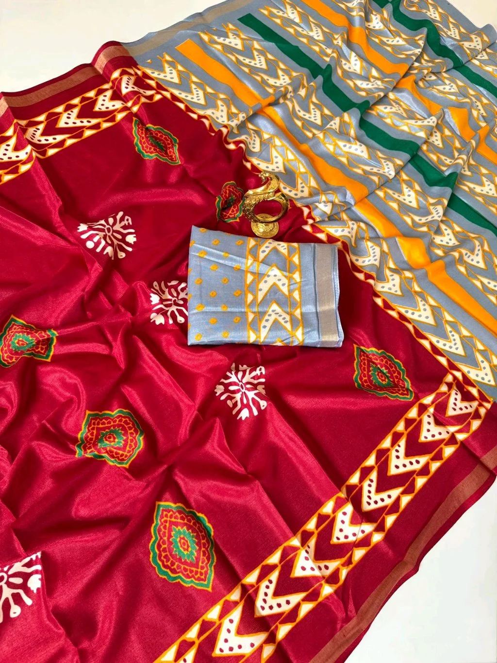 Red Art Silk Saree with Geometric Pallu and Printed Blouse