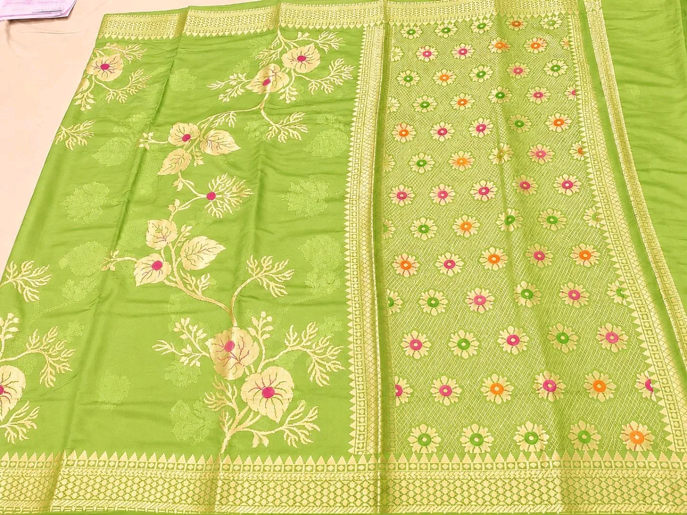 Katan Raw Mango Sarees thumbnail 5