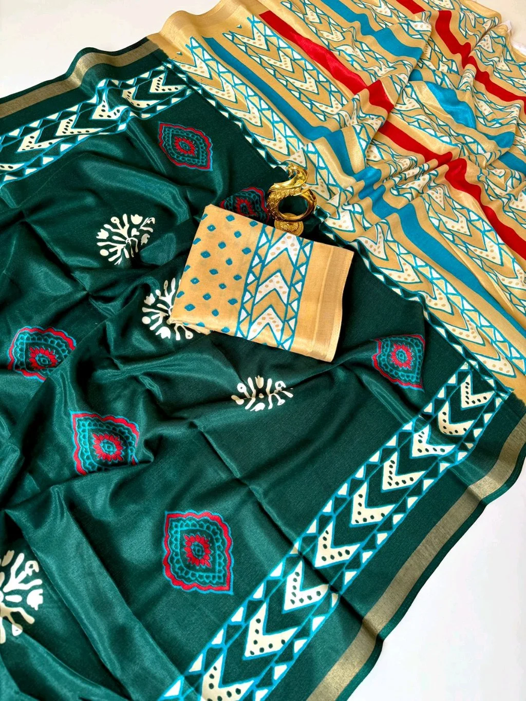 Mul Mul Cotton Emerald Green Art Silk Saree with Geometric Print Pallu