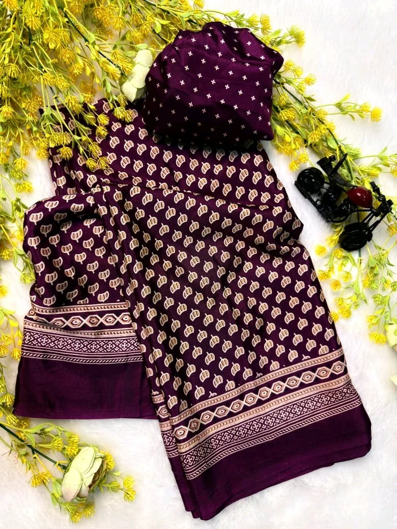 Pure Crepe Gajji Sarees thumbnail 3