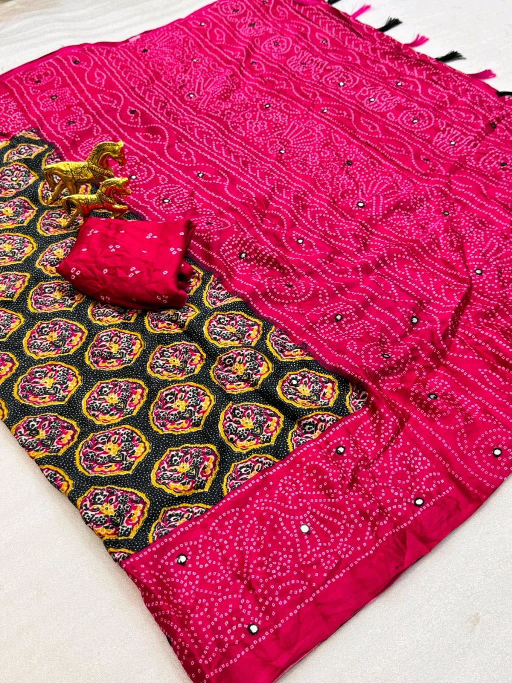 Bandhani Sarees thumbnail 6