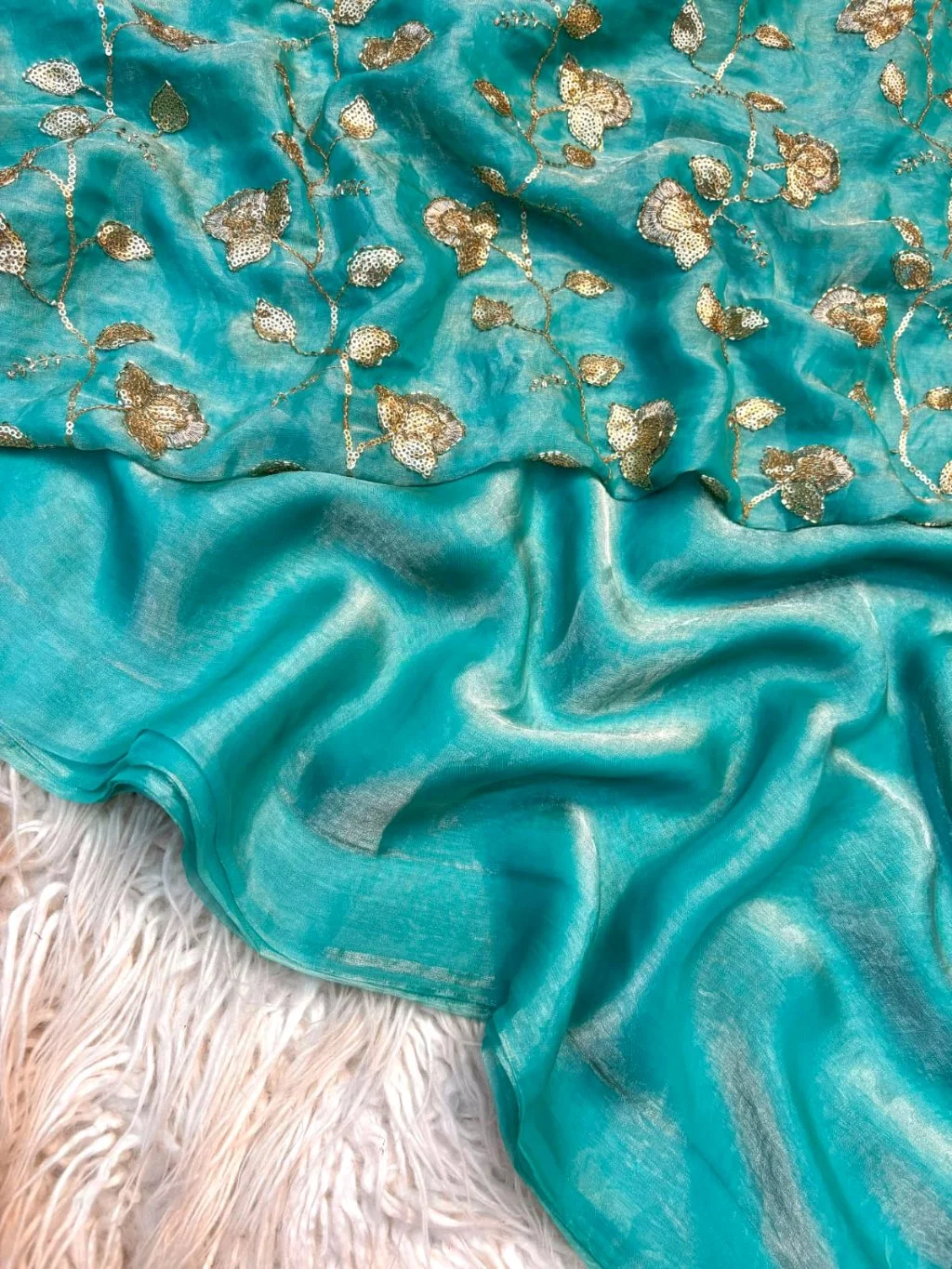 Epic Fancy Saree thumbnail 3