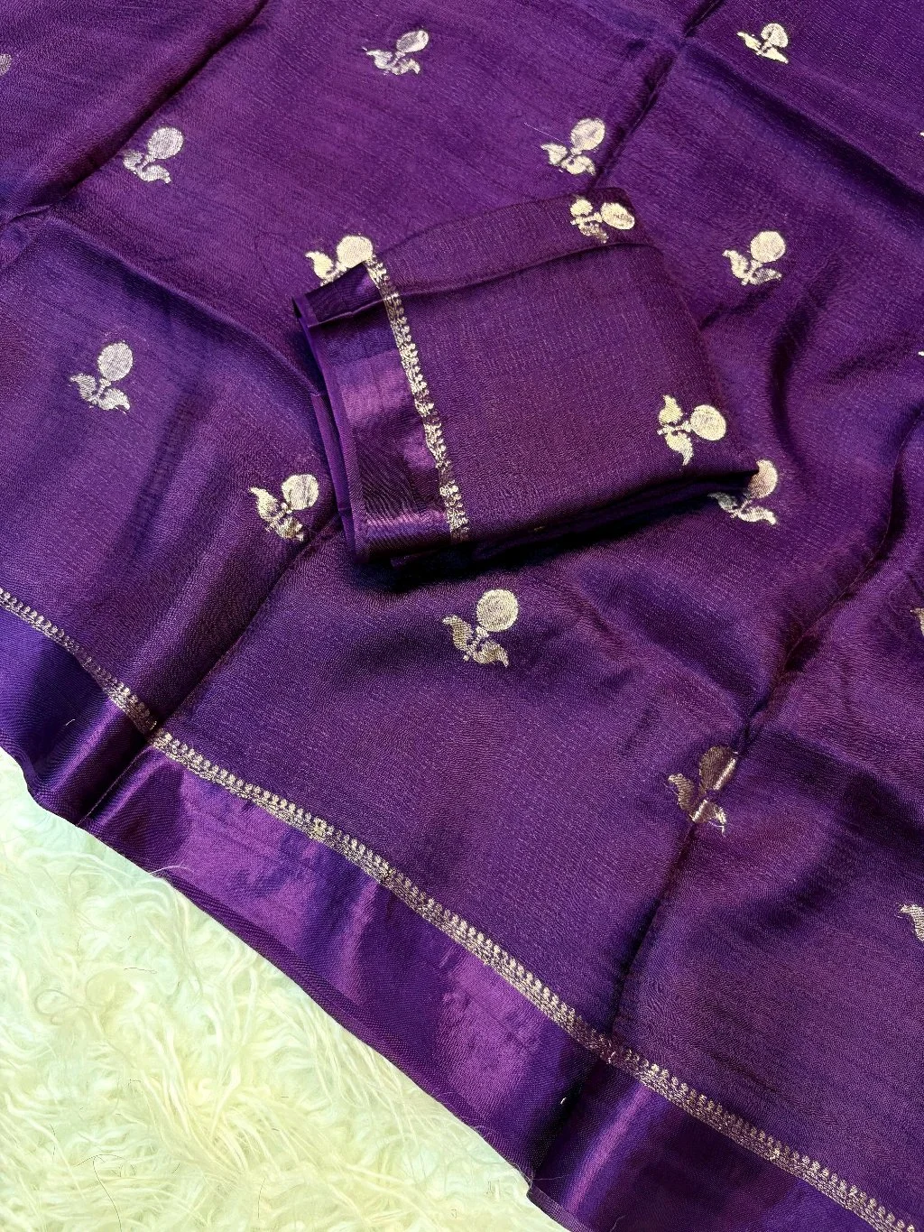 Viscose Khadi Silk Satin Saree thumbnail 7