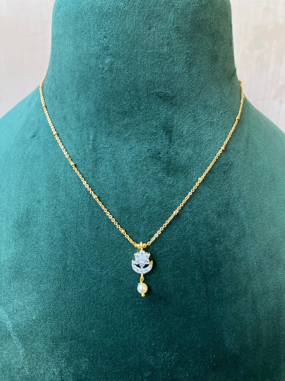 black beads chains 2