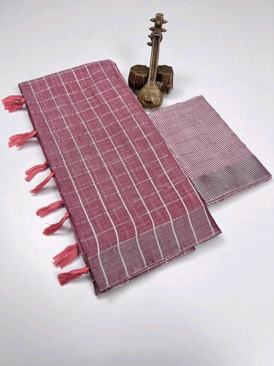 Pure Cotton lenin Saree with Striped Blouse thumbnail 5