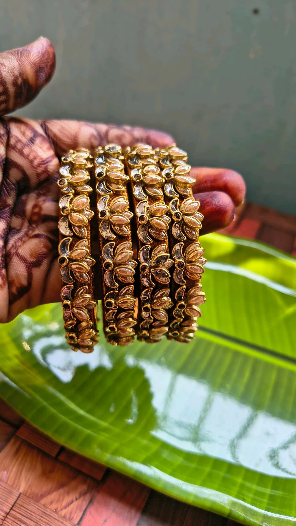 3DLotus Bangles With Gold Stones thumbnail 1