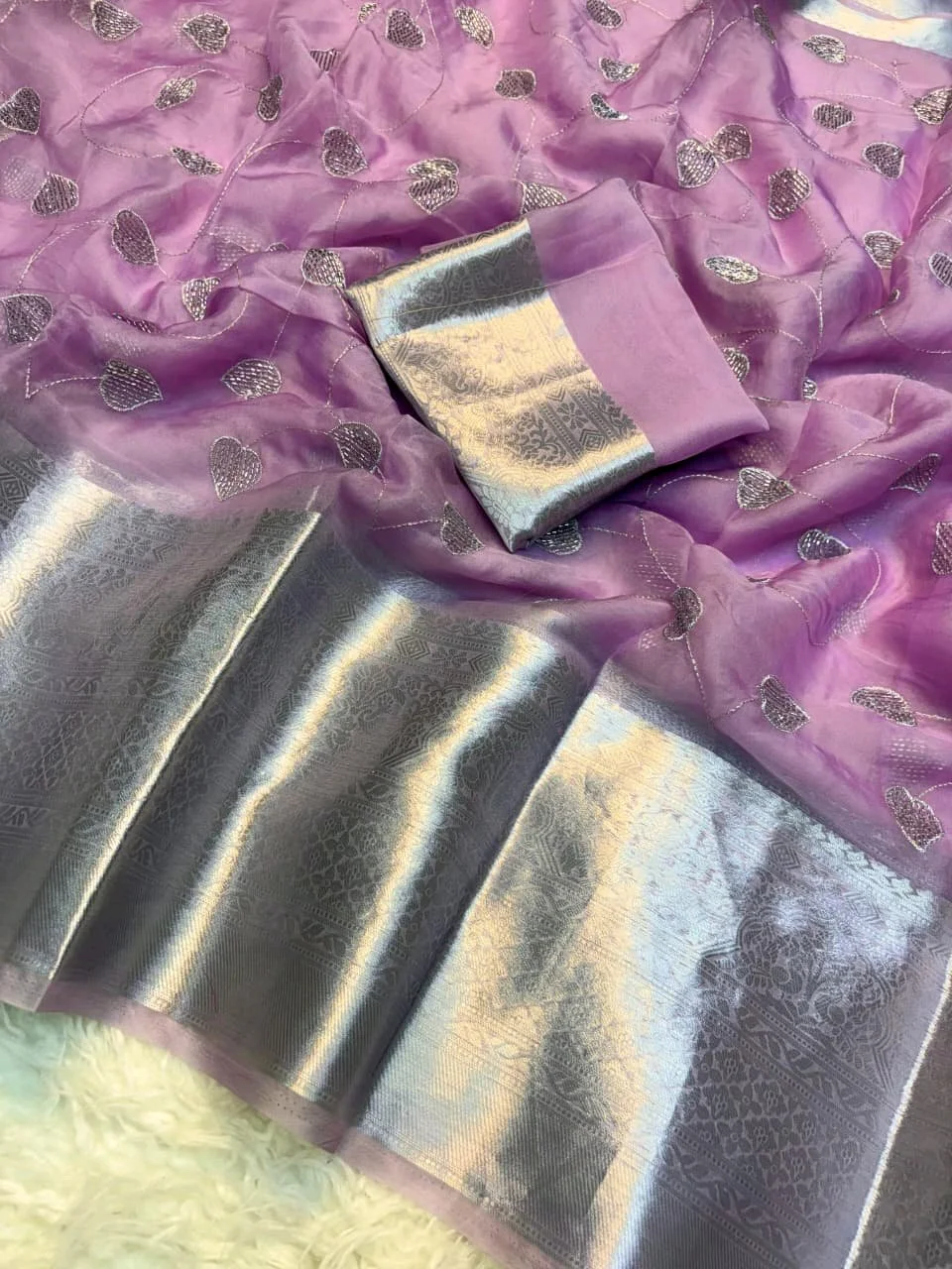Kanchipuram Organza Saree with Silver Zari Leaf Embroidery and Rich Border 2