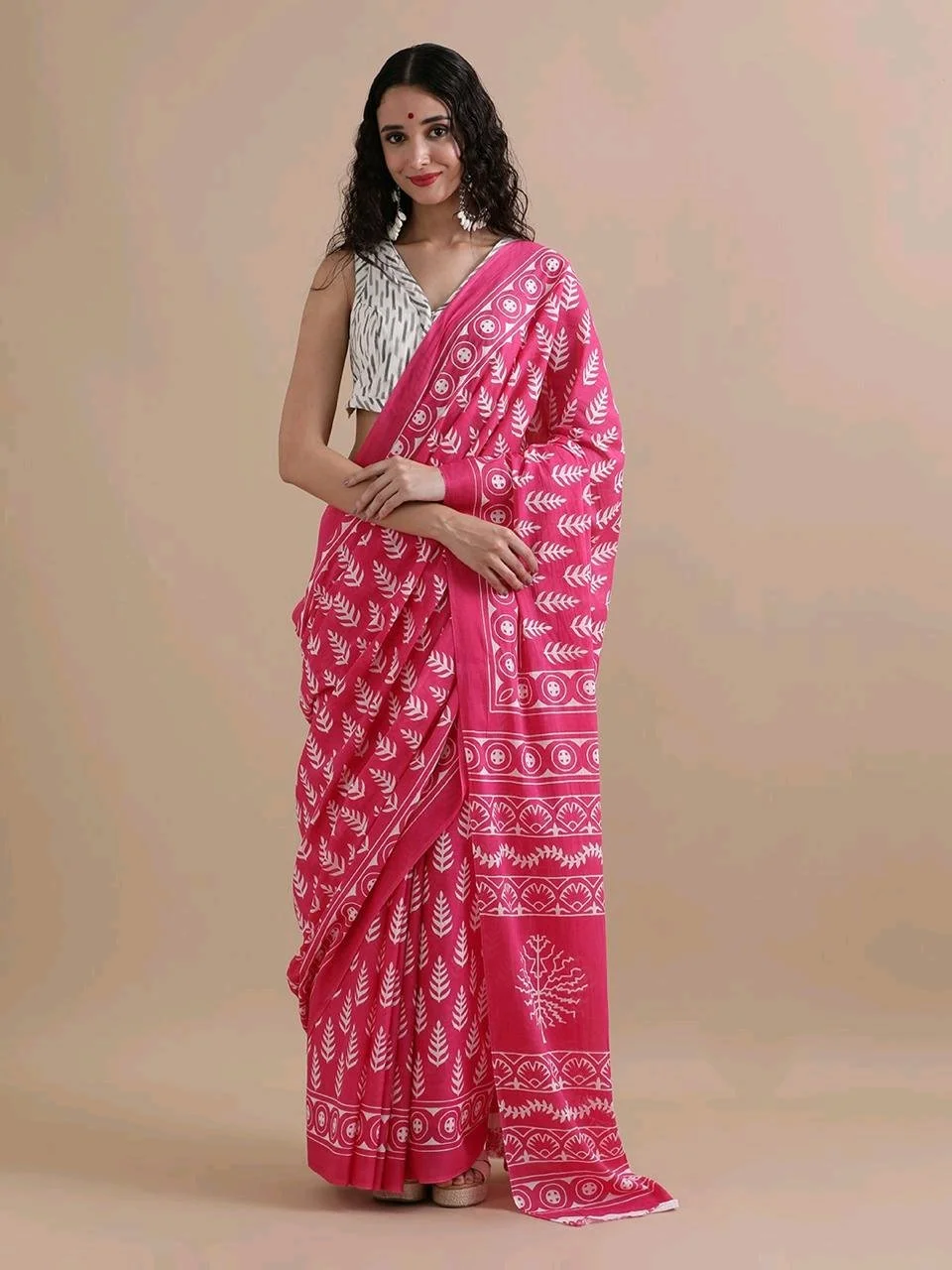 New updateBagru Block Print Cotton mulmul Sarees With Running Blouse Fabric:- Pure Mulmul (9280)Saree:-5.5m+ Blouse:- 1mPrice:- 700 thumbnail 8