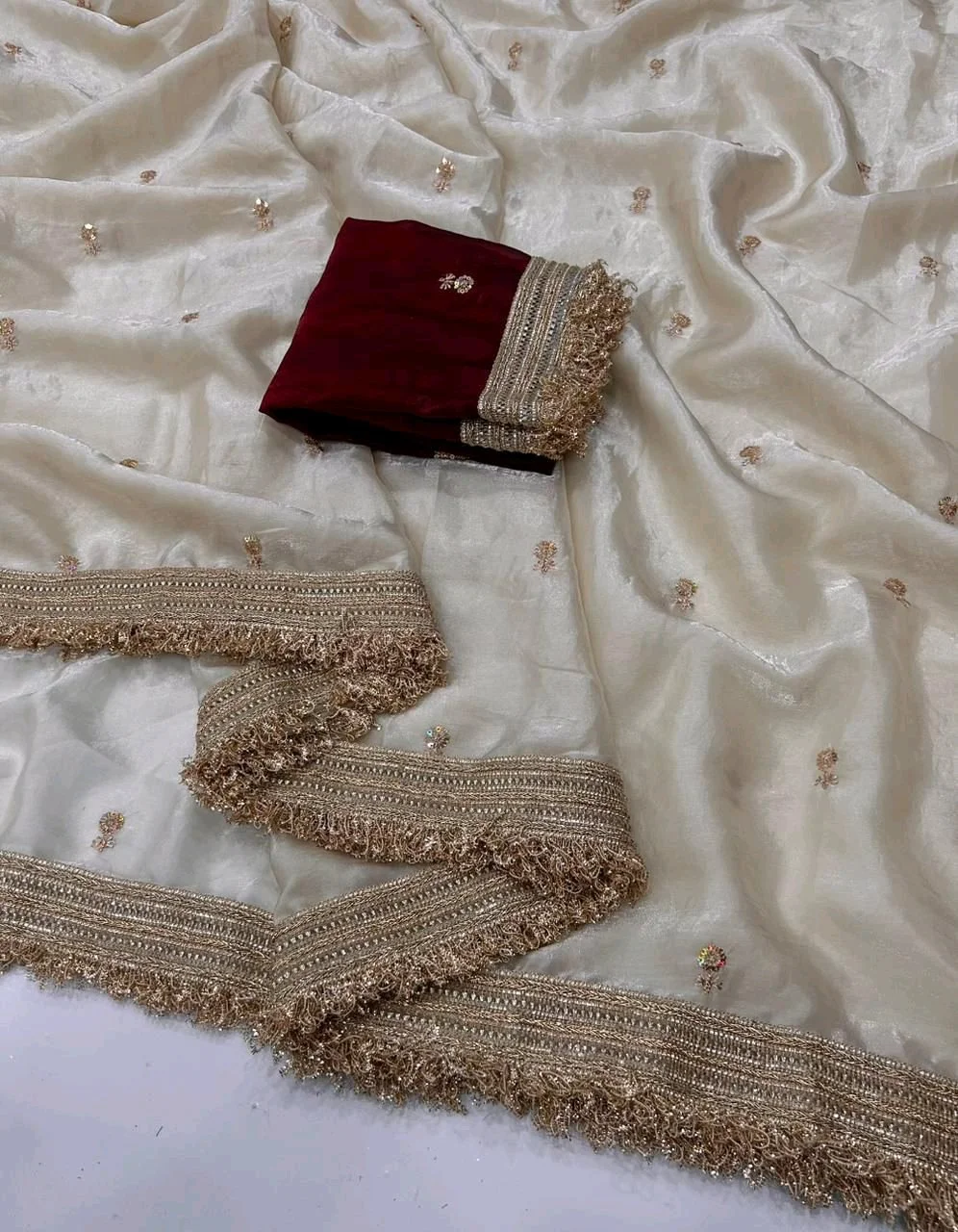 Space Sattin Dual Shad Gold Zari Border and White Blouse Piece thumbnail 3