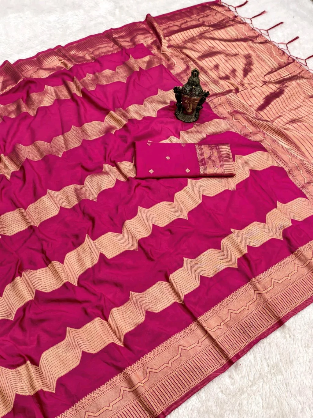 Pure Soft Khadi Georgette Saree 7