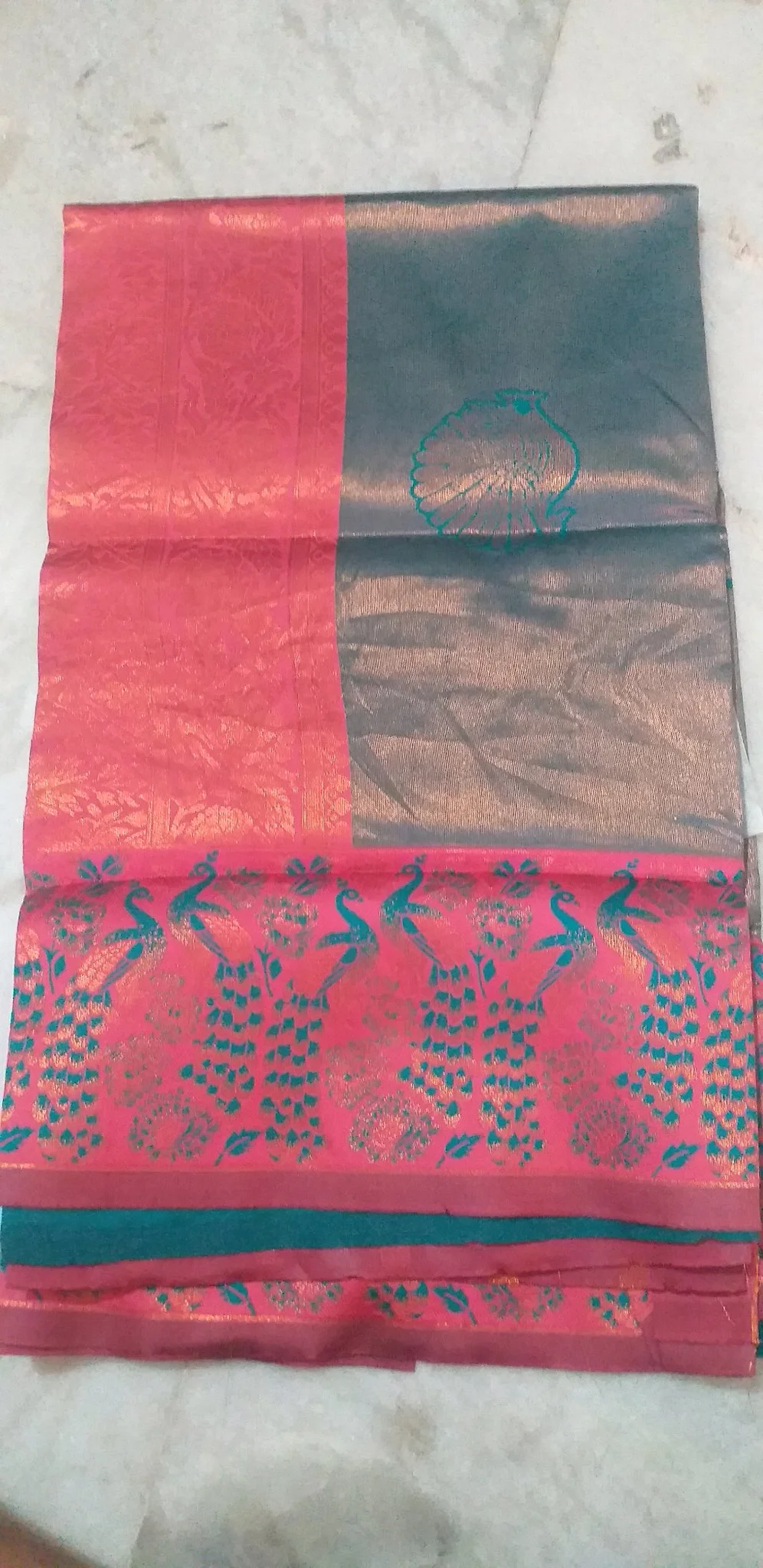 Teal and dark pink Silk Saree with Peacock Zari boarder and pink buta blouse 2