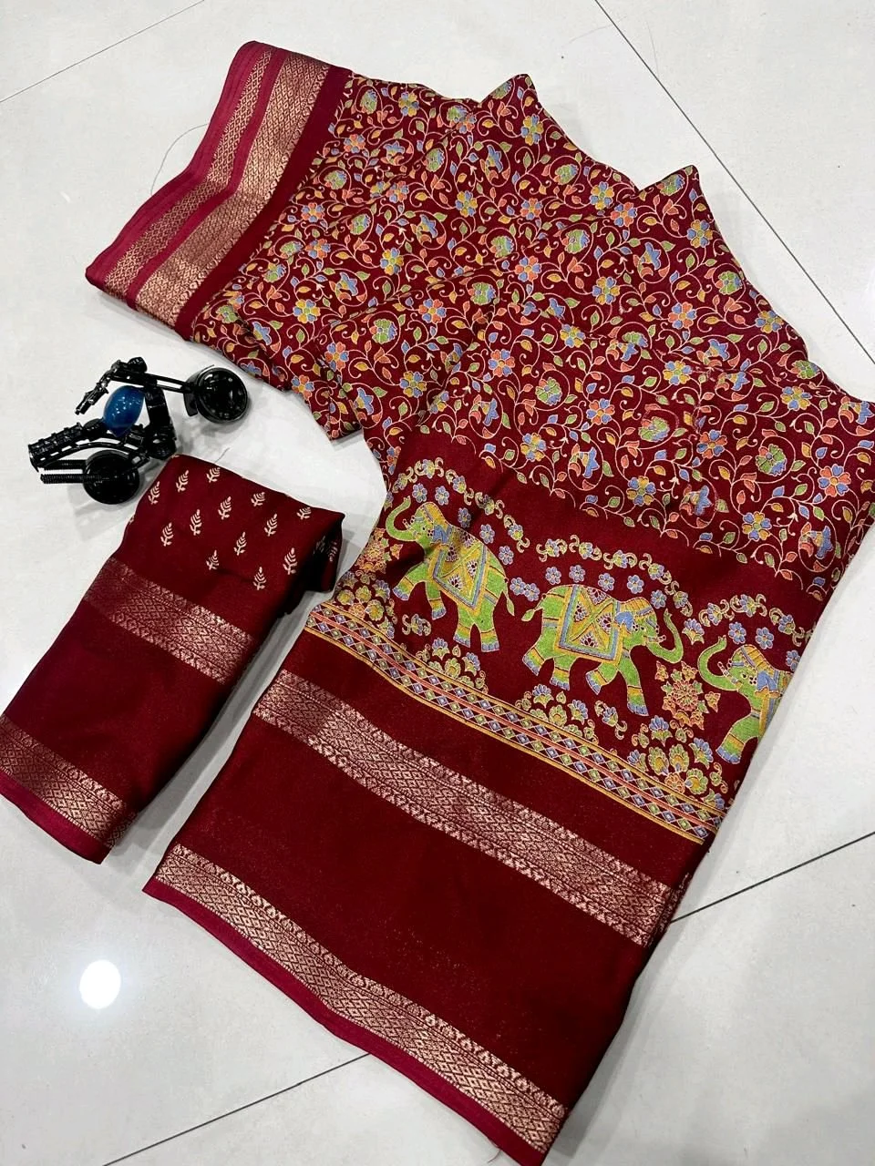 Georgette Sarees thumbnail 4