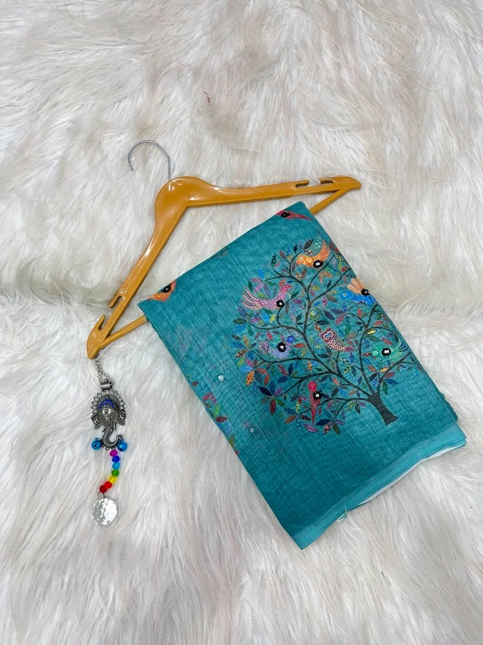 Linen Blend Saree with Tree of Life Print and Mirror Work 3