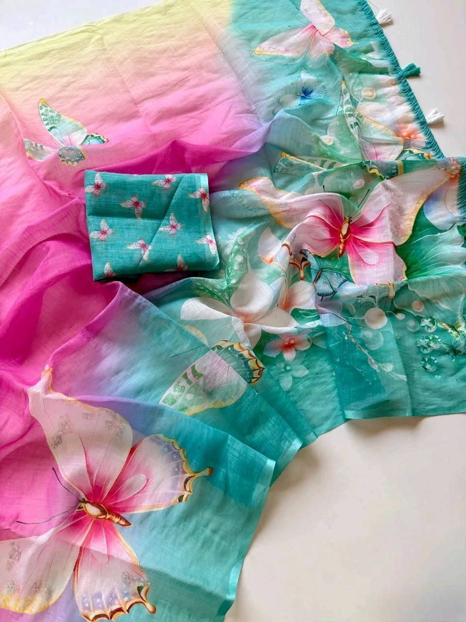 Soft Linen Blend Floral Butterfly Print Saree Collection thumbnail 2