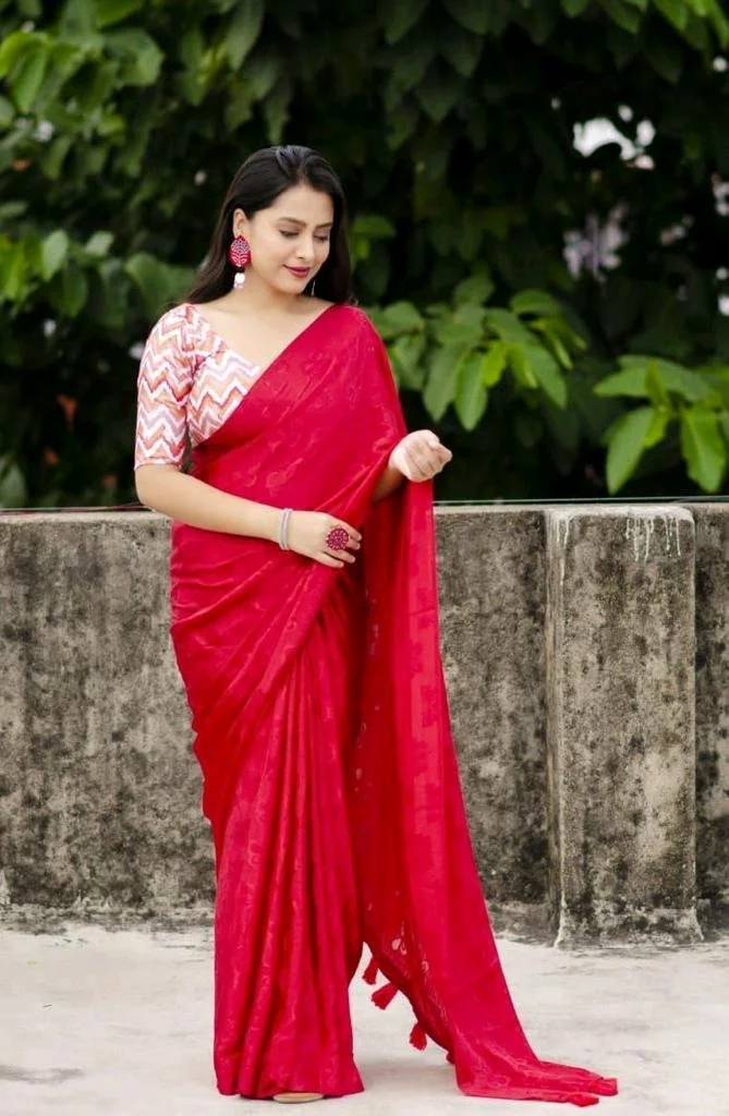 Bombay Crepe Sarees thumbnail 10
