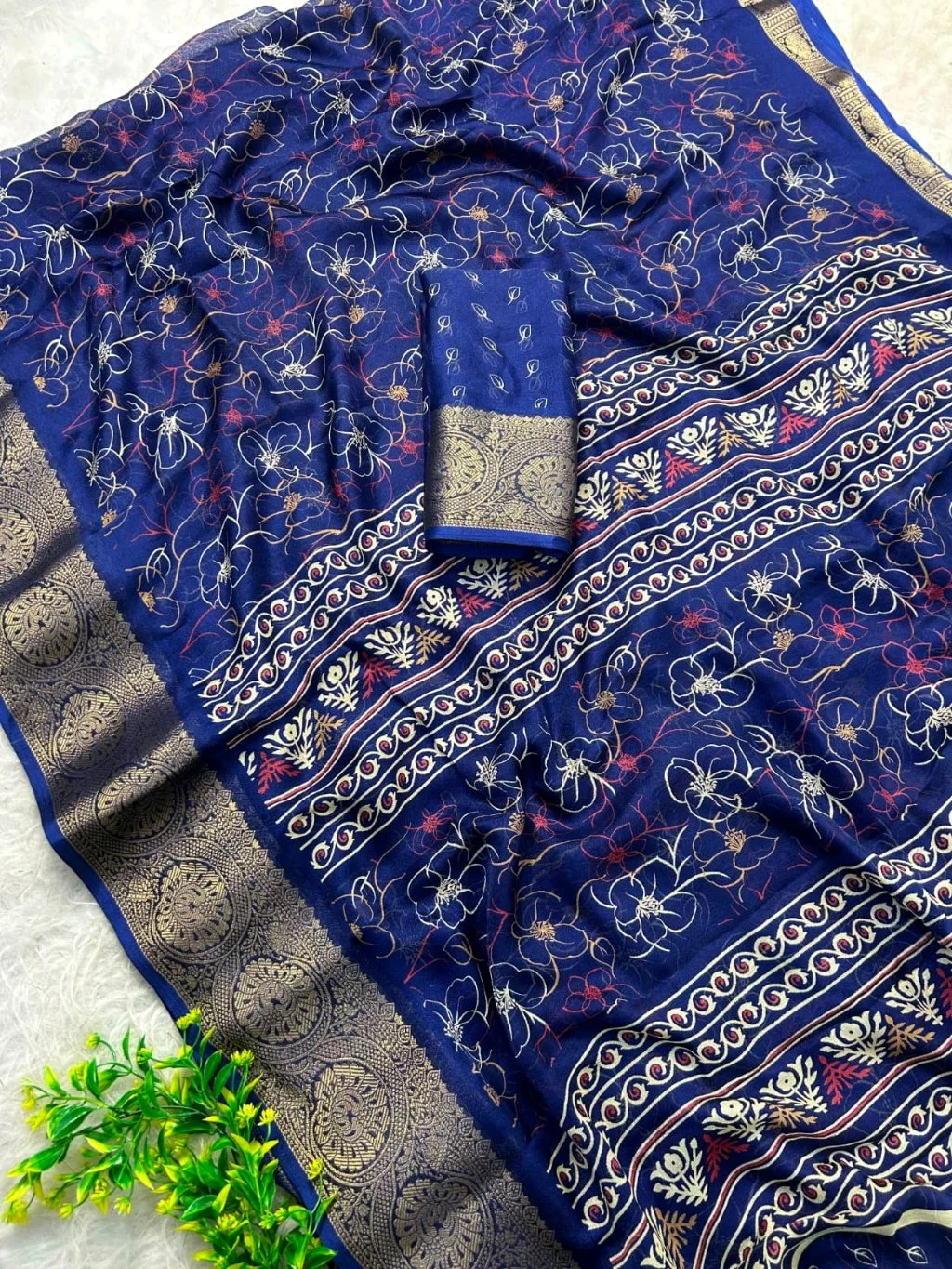 Heavy Mass Mellow Sarees thumbnail 10