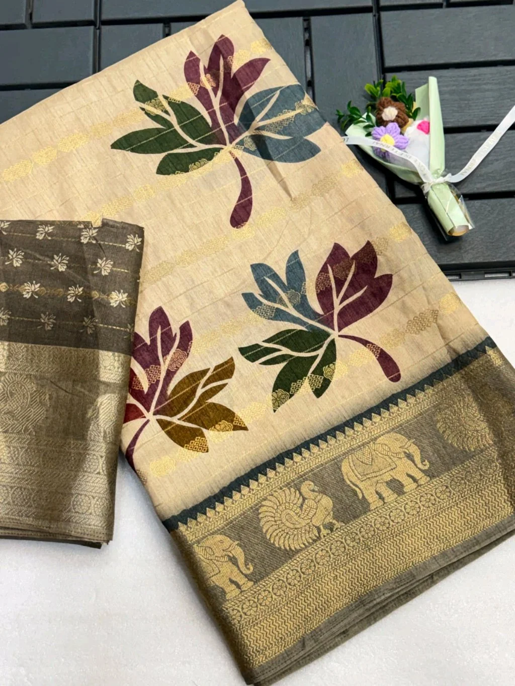 Soft Dola Kalamkari Print Saree 2