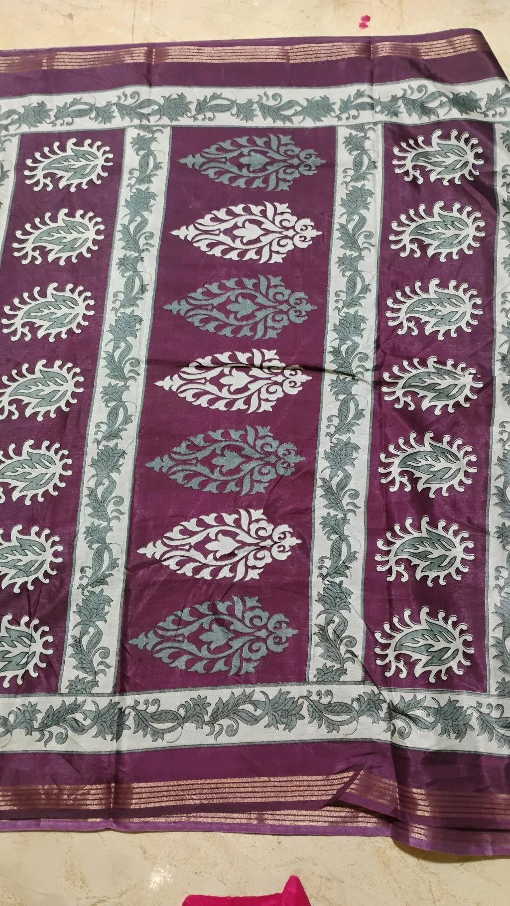 Maheshwari Silk Sarees,Blue Floral Print Silk Saree with Purple Border thumbnail 4