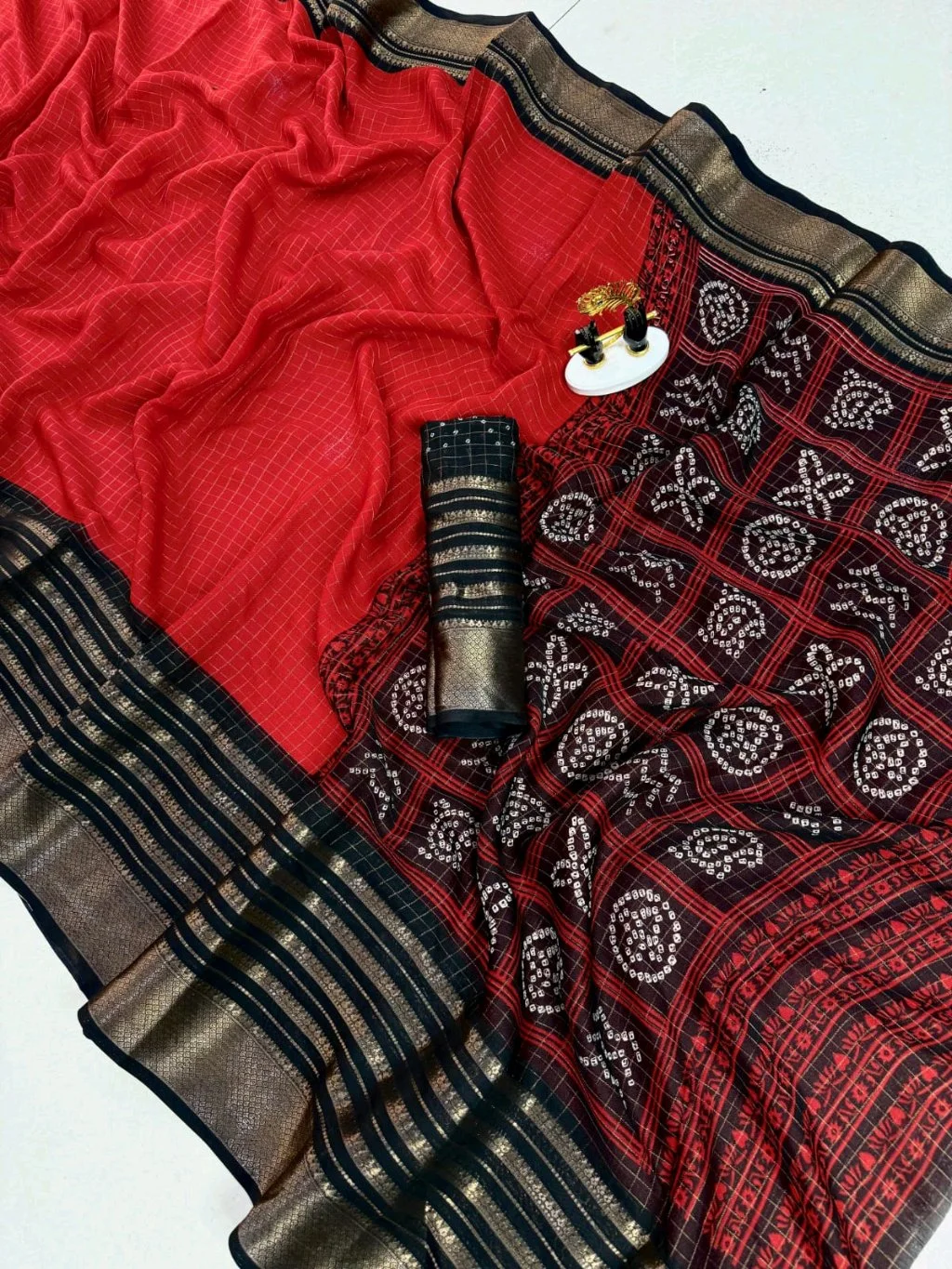 Mysore Silk Saree with Zari Border 8