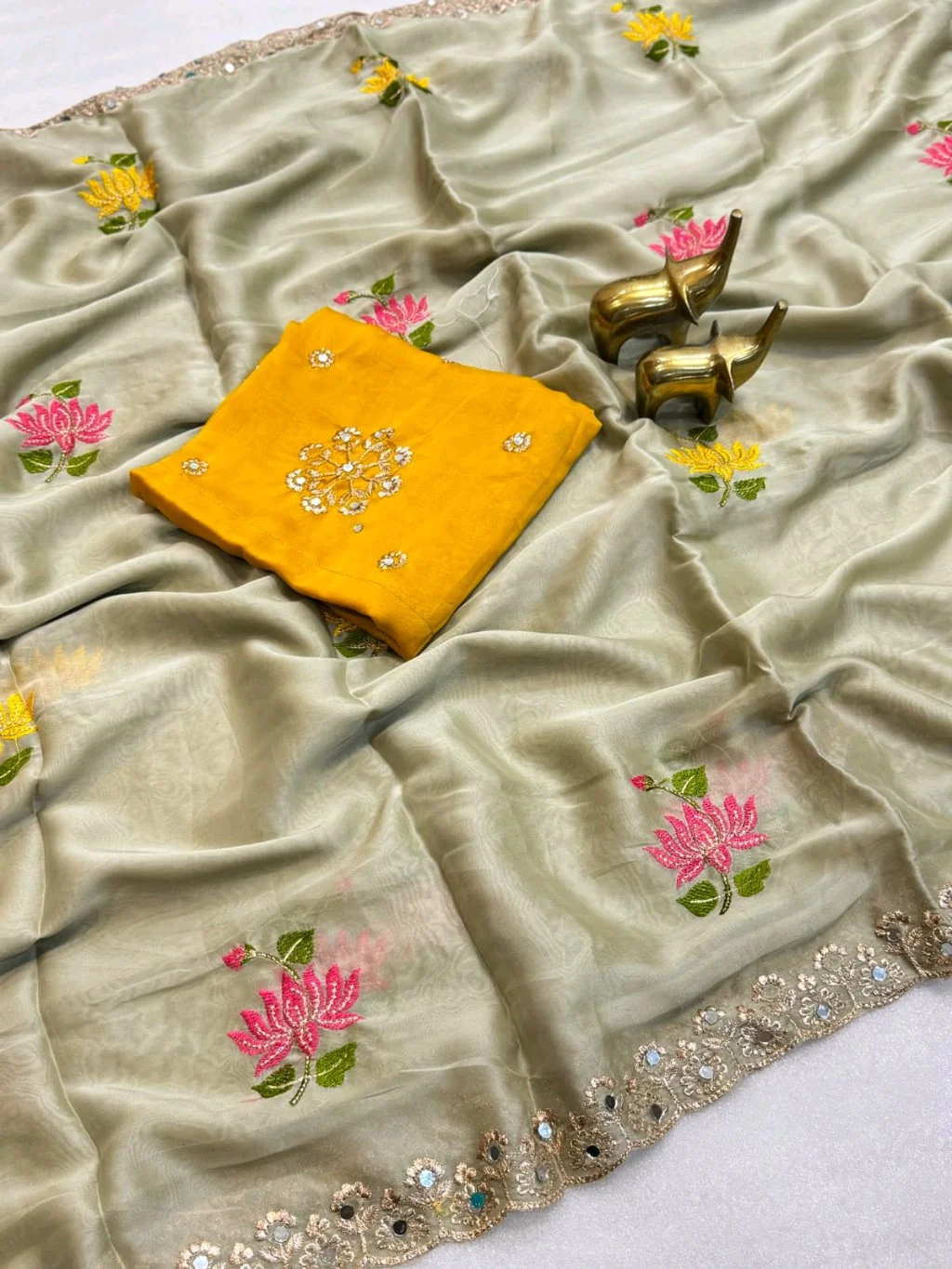 Soft Rangoli Saree 9
