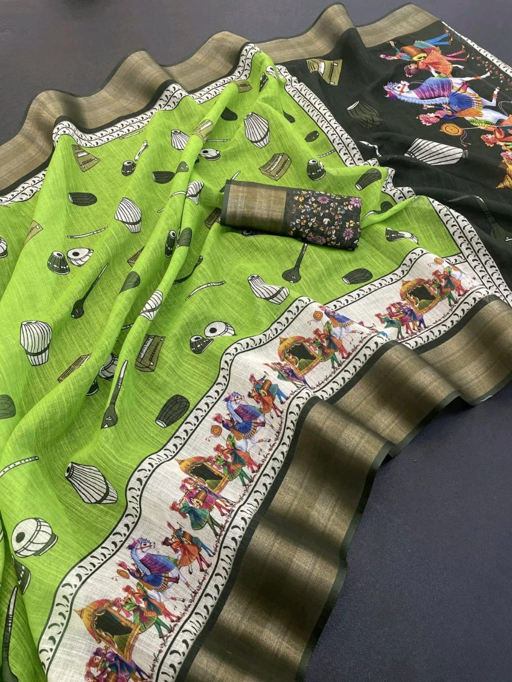 Linen Blend Saree with Traditional Art Print Pallu 6