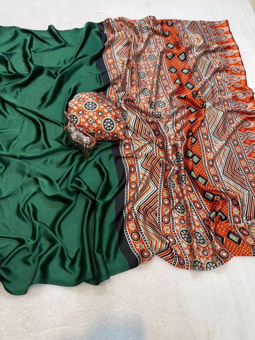 Dark Green Soft Silk Blend Saree 2