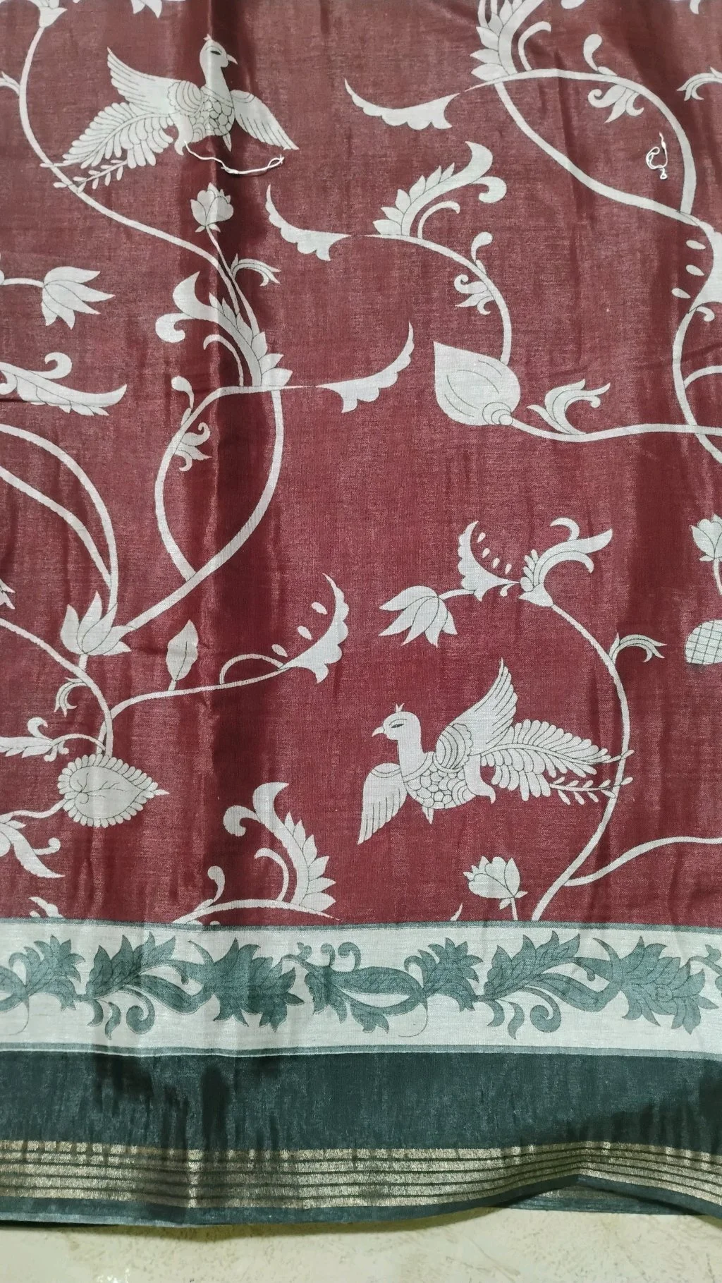 Maheshwari Silk Maroon Floral Print Saree with Grey Border thumbnail 3