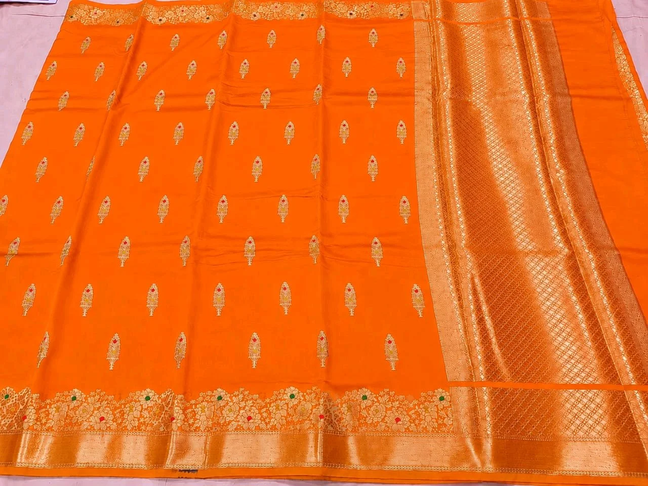 Katan Raw Mango Sarees thumbnail 3