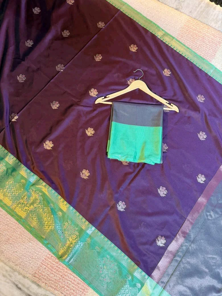 Purple Kanchi Dift Silk Blend Saree with Green Zari Border thumbnail 4