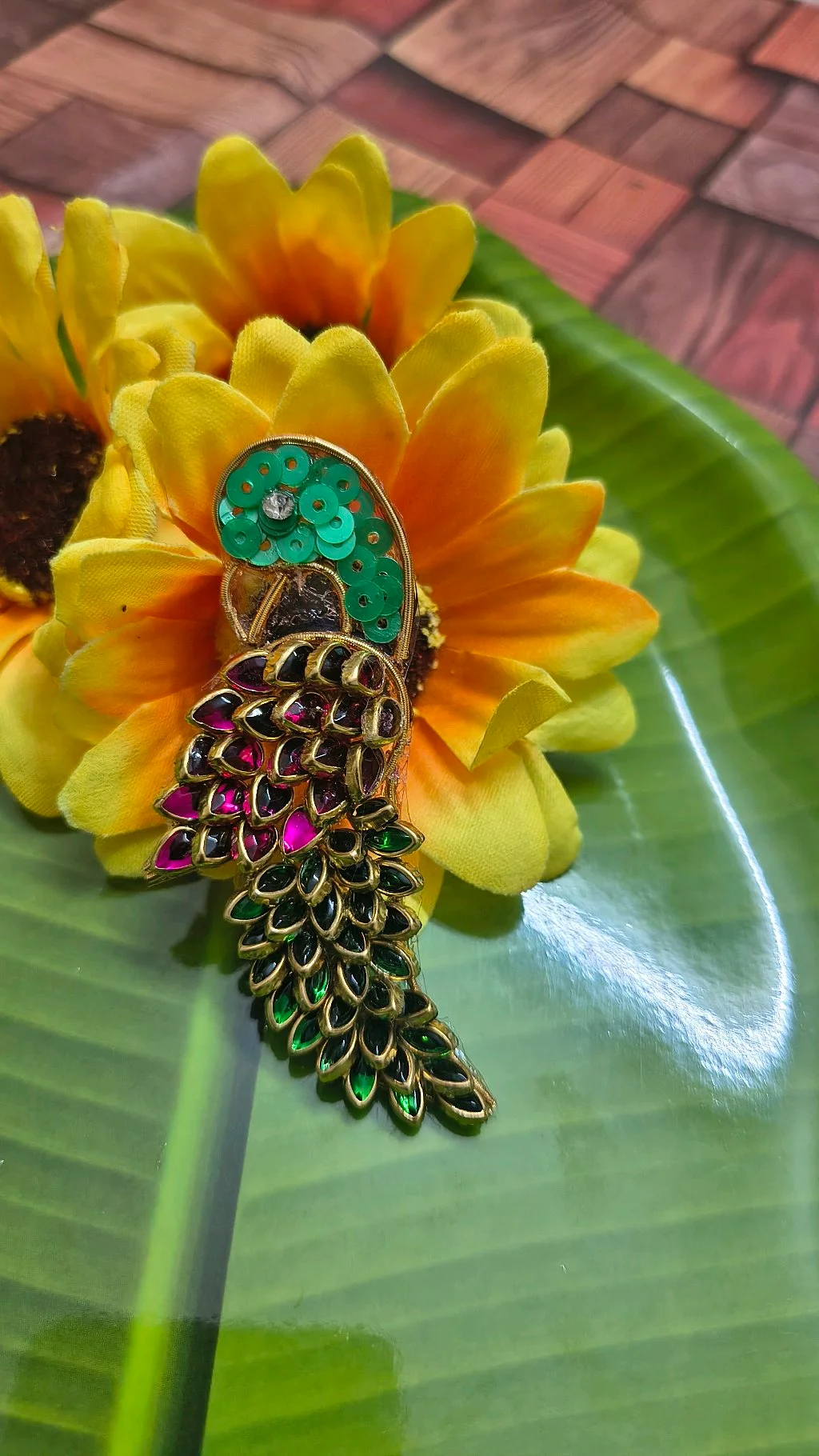 Peacock Broch Pin thumbnail 3