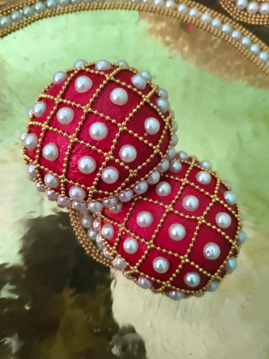 Red Pearl and Gold Decorative Balls