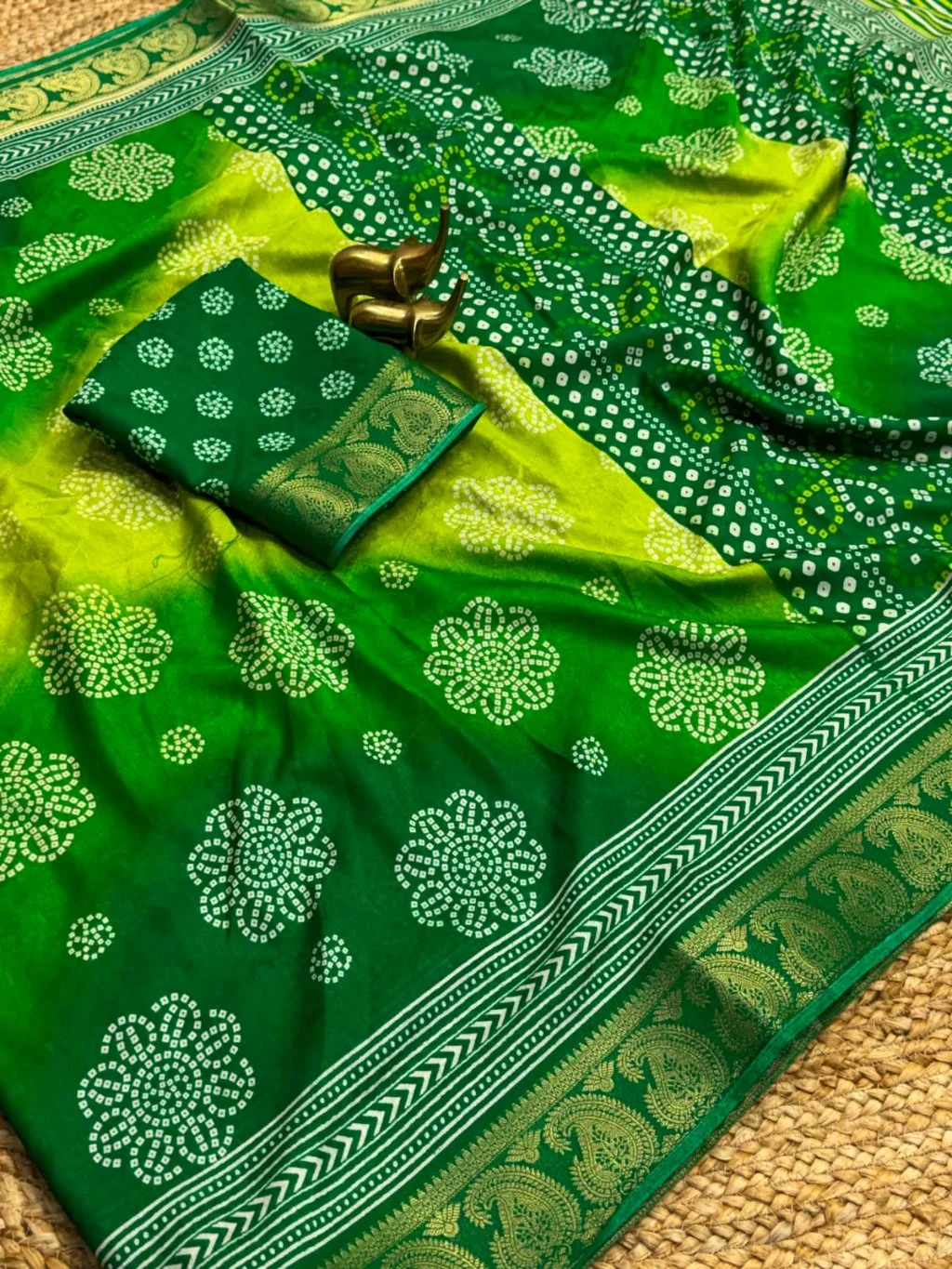 Dola Jute Jacquard Saree 2