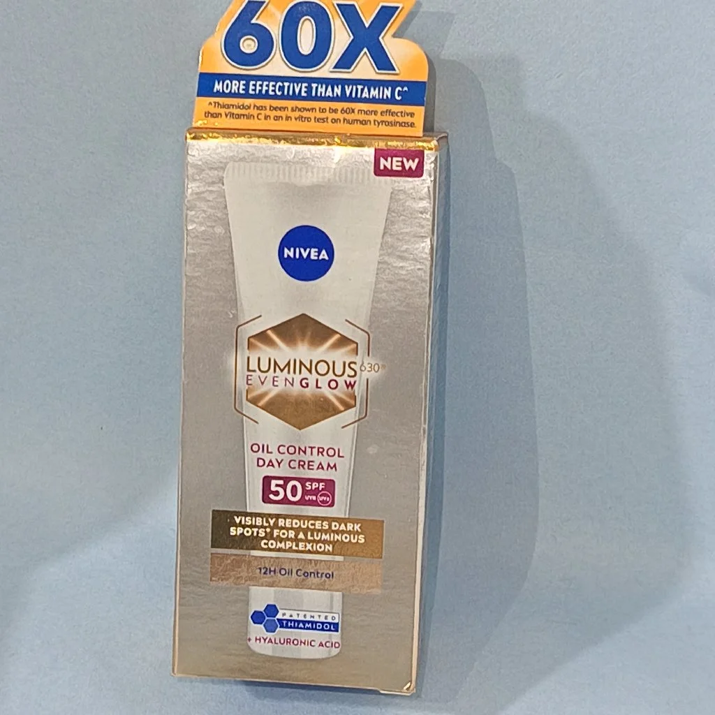 Nivea Luminous Even Glow 630. Oil Control Day Cream SPF 50