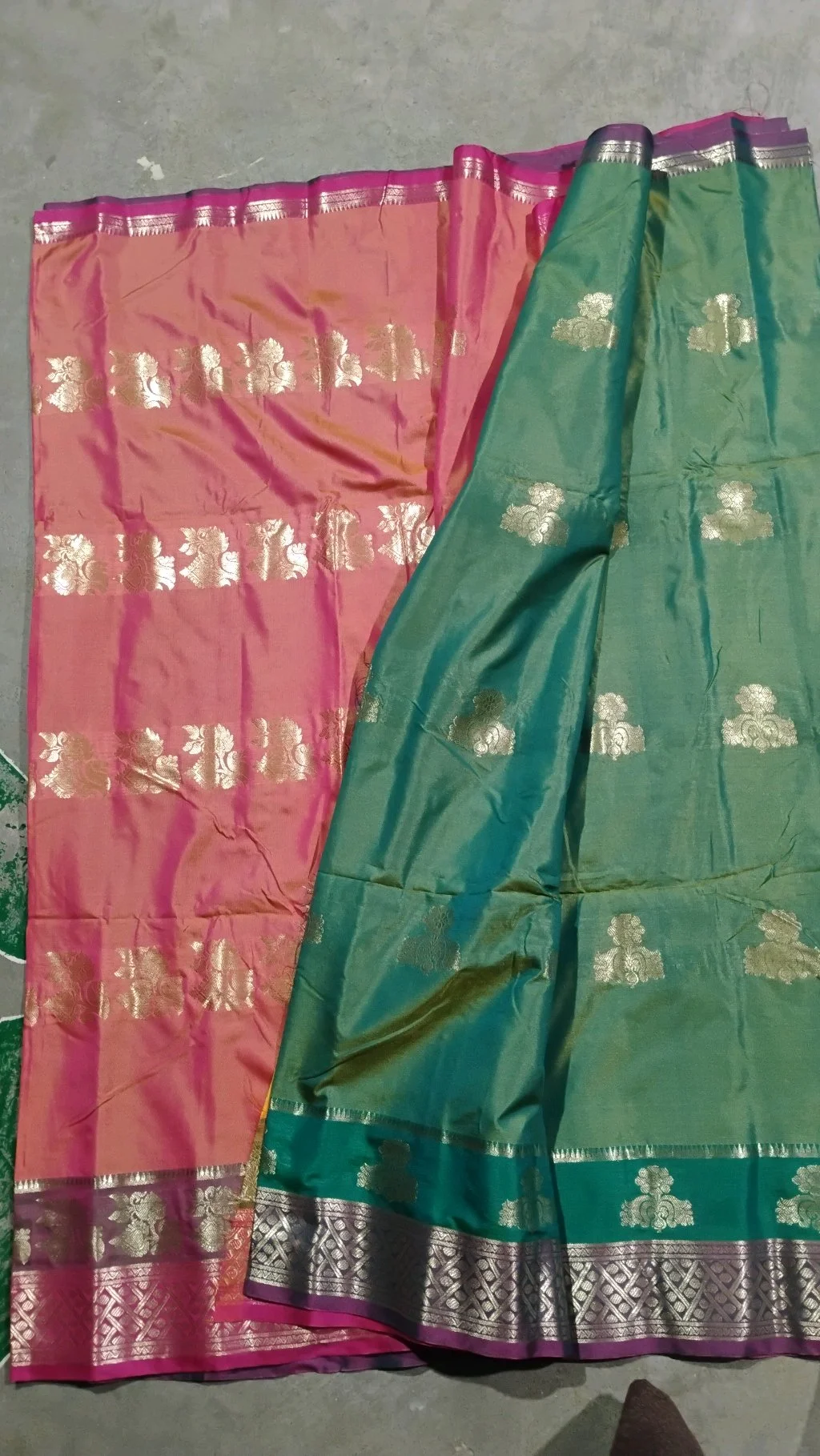 Gadwal Soft Silk Saree thumbnail 3