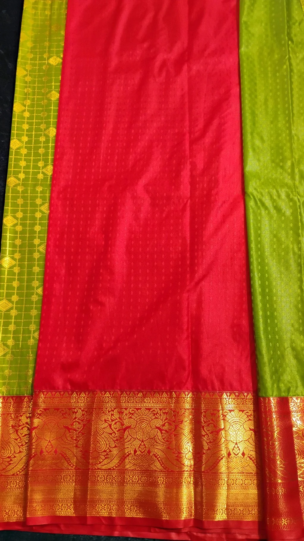 Pure Dharmavaram Lime Green Saree with Red and Gold Zari Border thumbnail 6