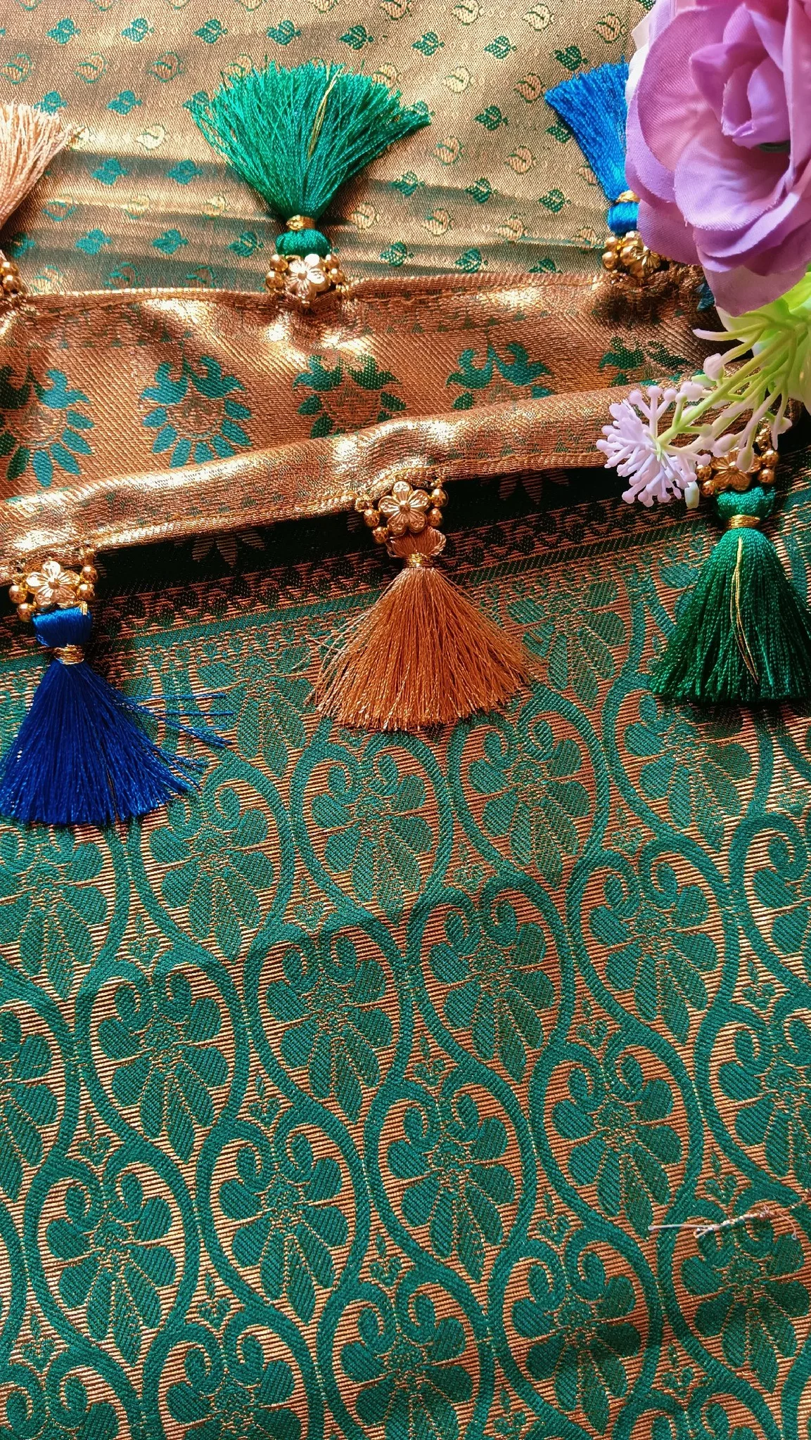 Designer Custom Saree Tassels (Kuchulu) Attaching Service thumbnail 2